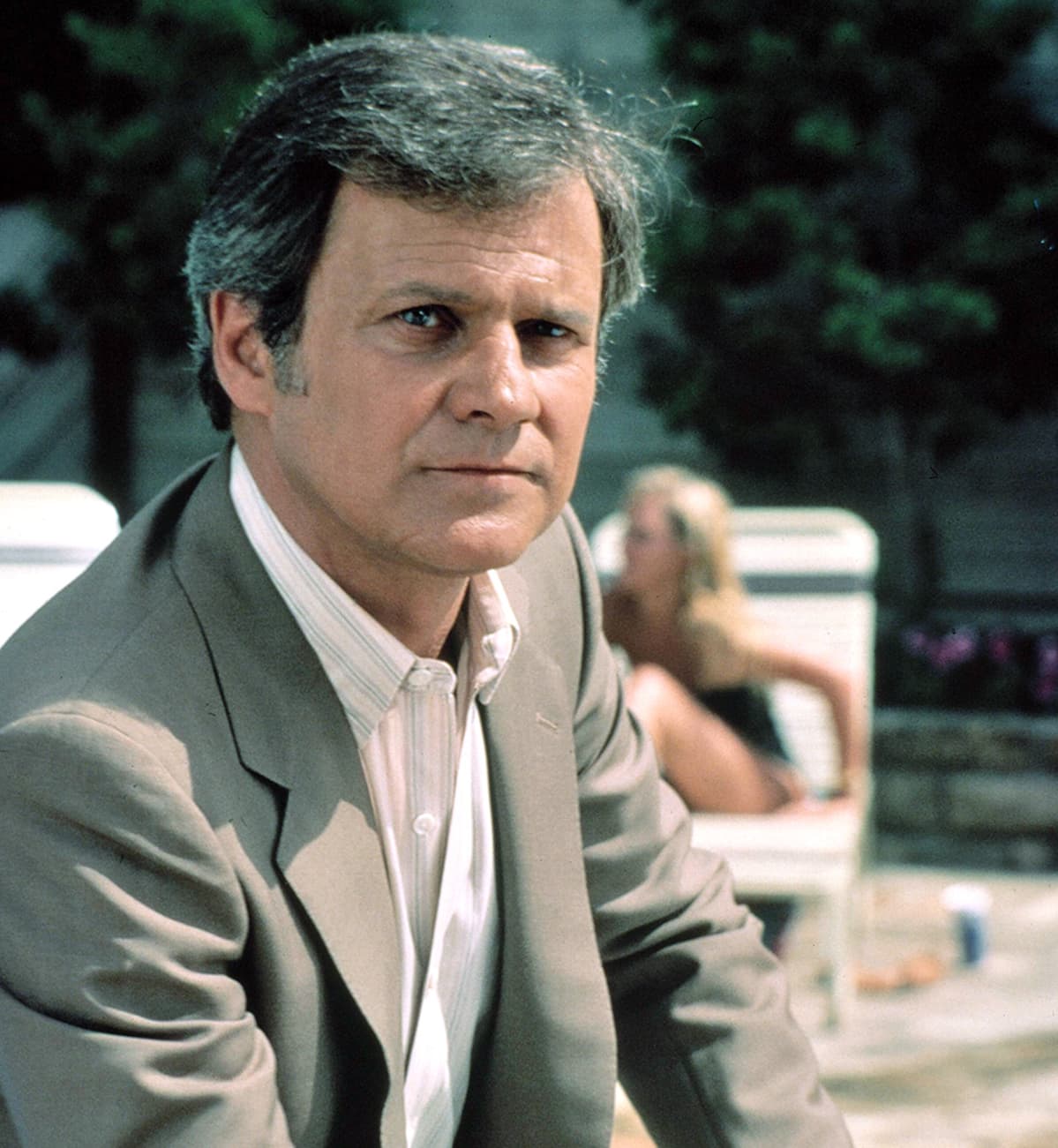 Näyttelijä Ken Kercheval esitti Cliff Barnesin roolia tv-sarjassa Dallas.