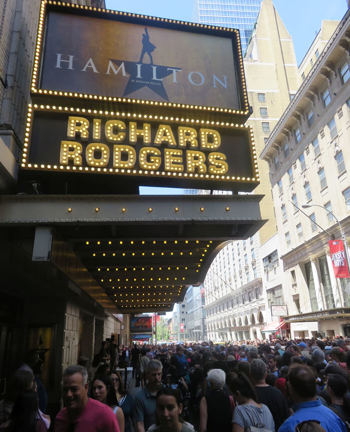 Broadway-musikaali Hamiltonia esitetään New Yorkin Richard Rodgers -teatterissa.