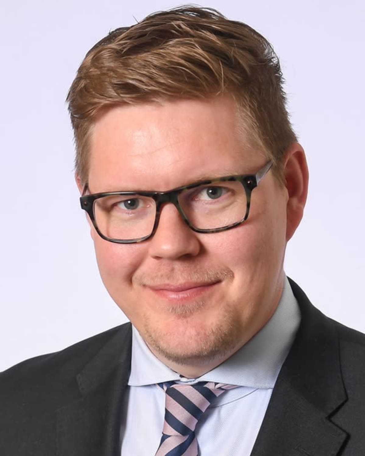 Antti Lindtmanin edustuskuva