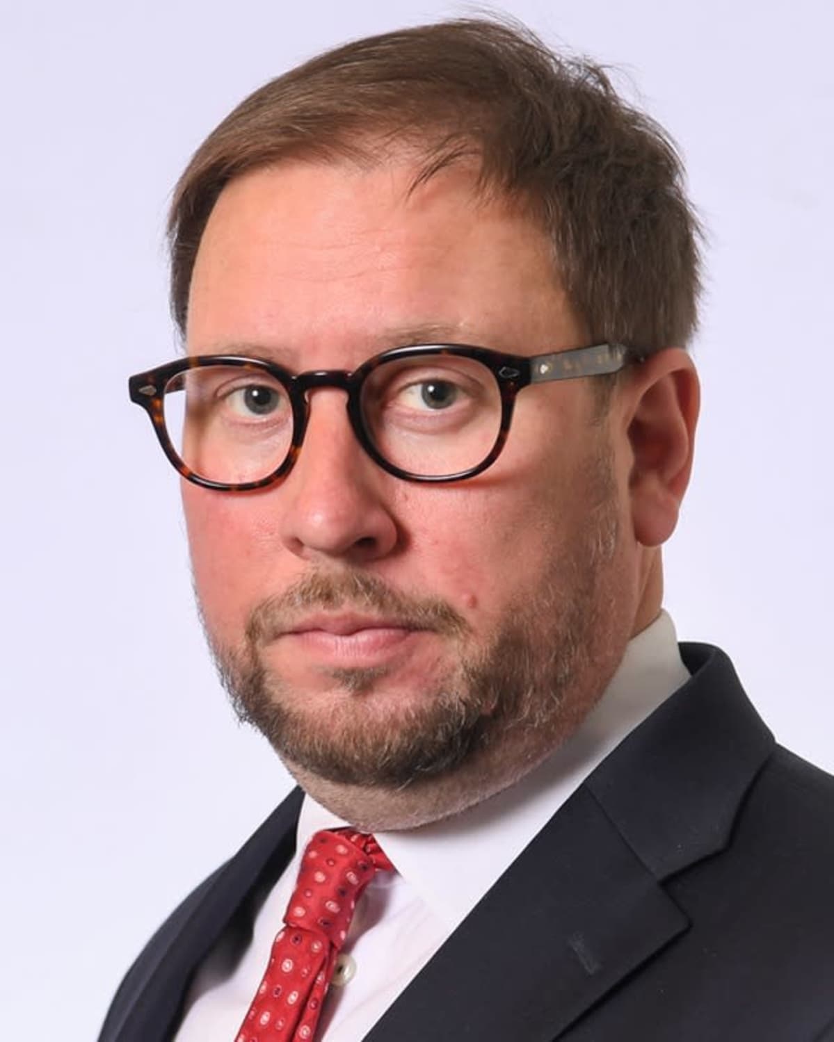 Paavo Arhinmäen edustuskuva