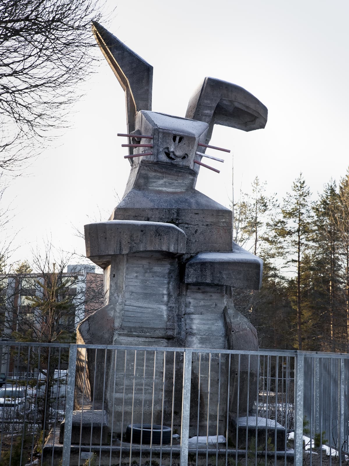 Helmer Selinin suunnittelema betoninen Pupumuori.