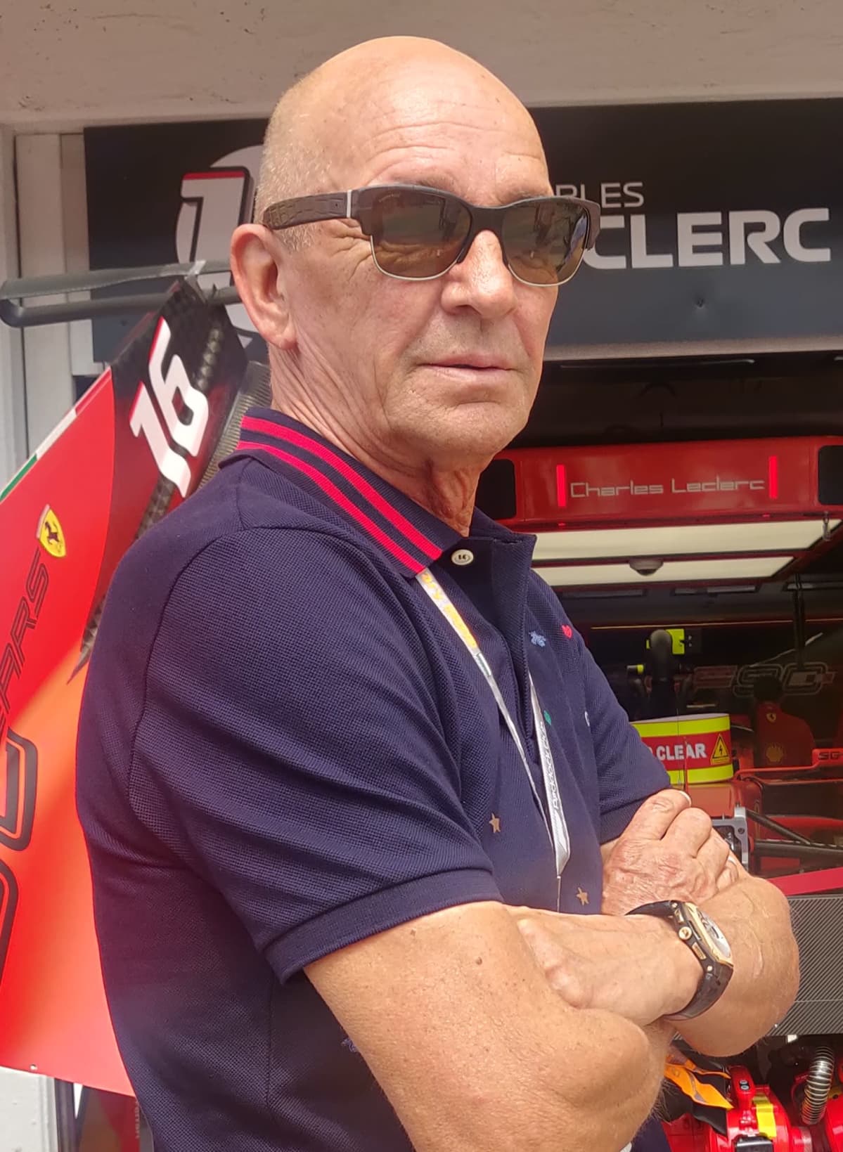 Ralliautoilun sponsori.