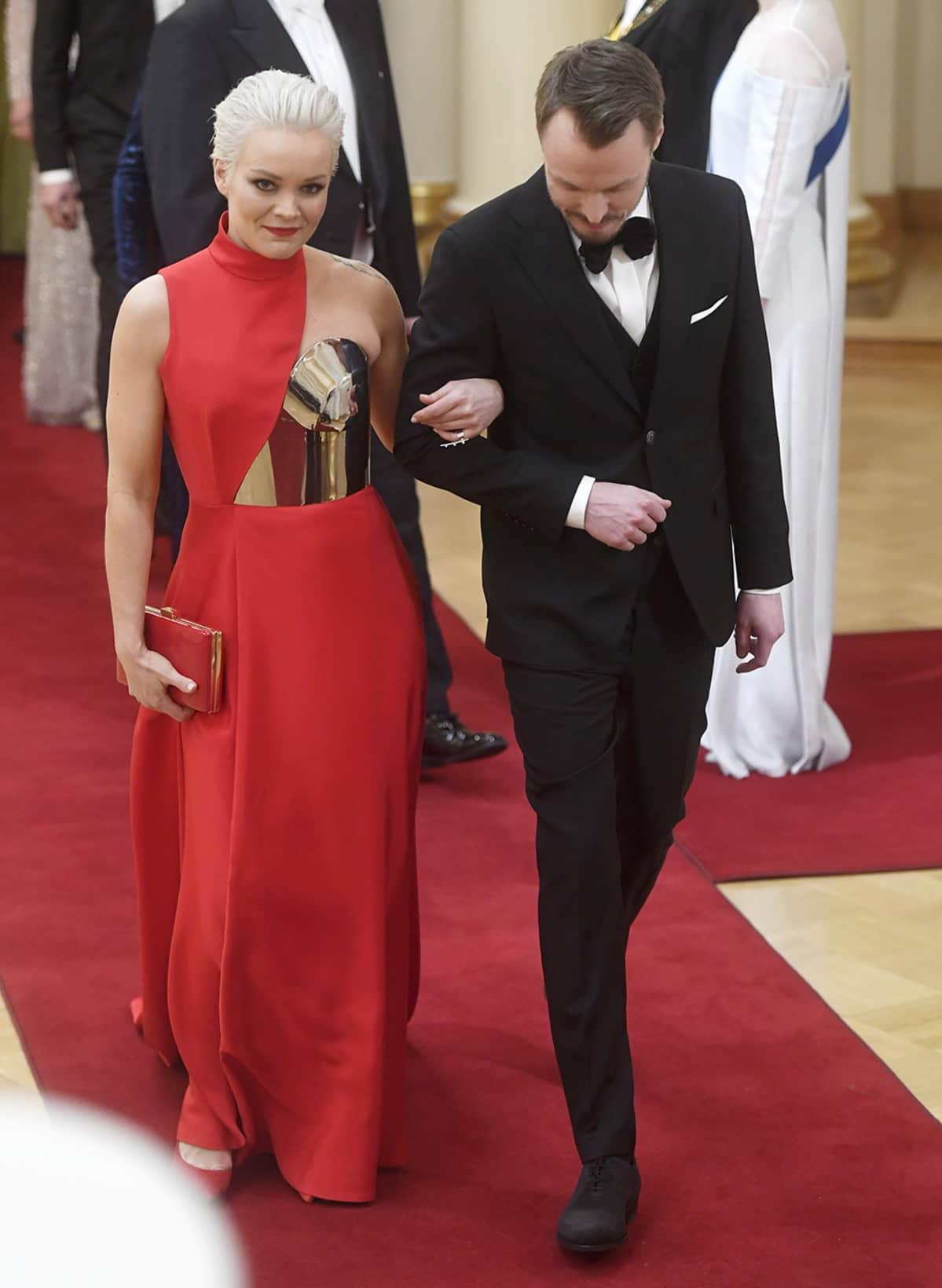 Laulaja Anna Puu ja puoliso Jukka Immonen.