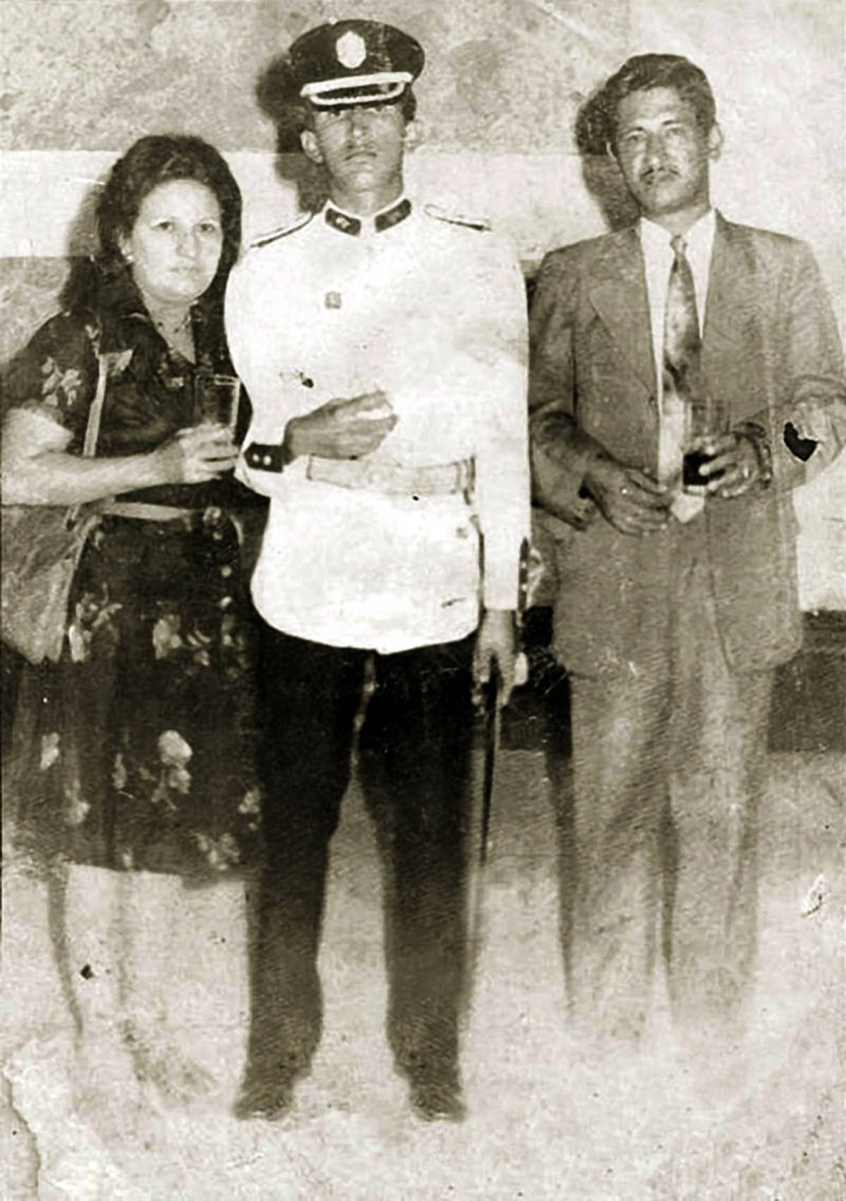 Chávez vanhempiensa seurassa.