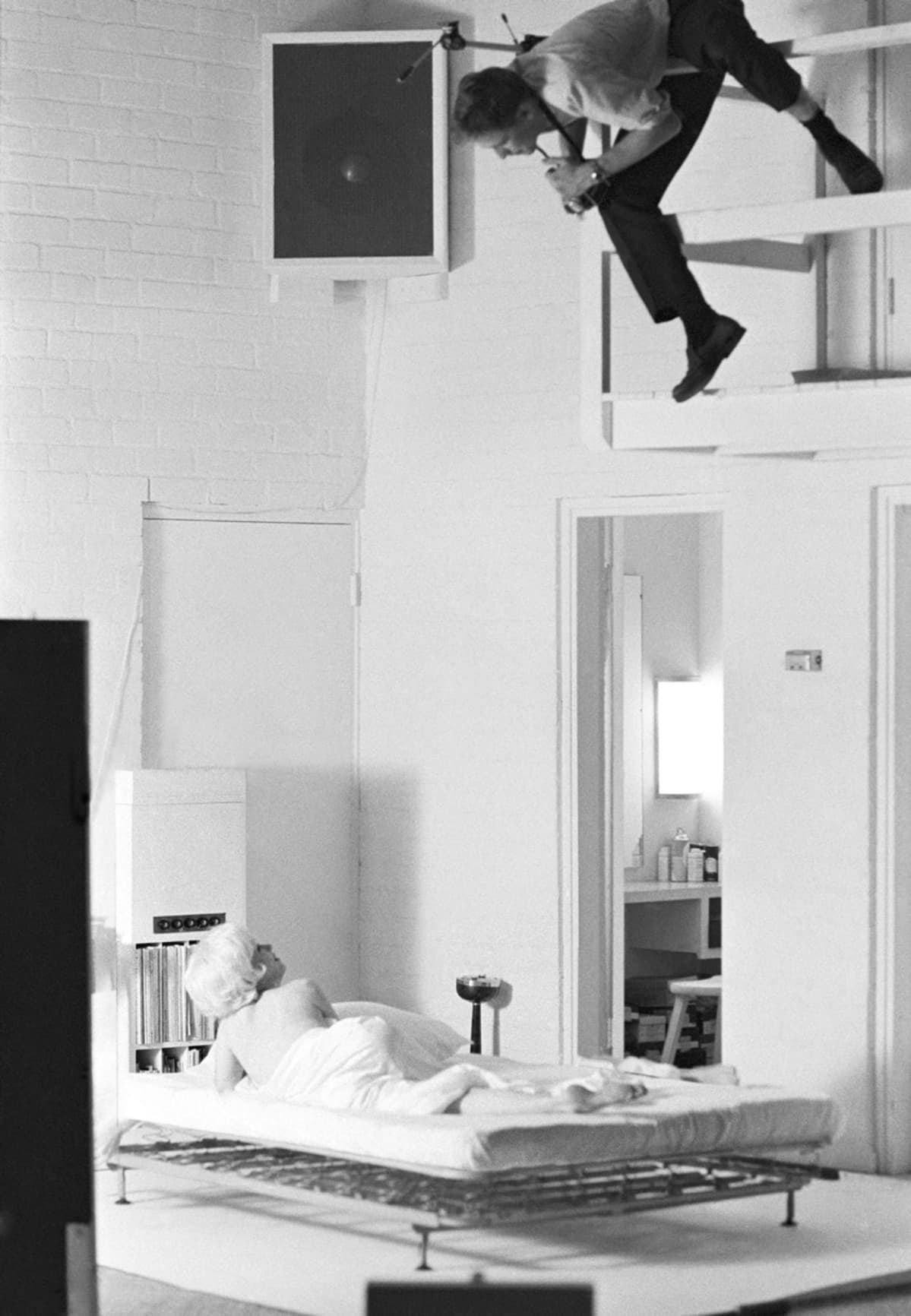 Douglas Kirkland kuvaa Marilyn Monroeta