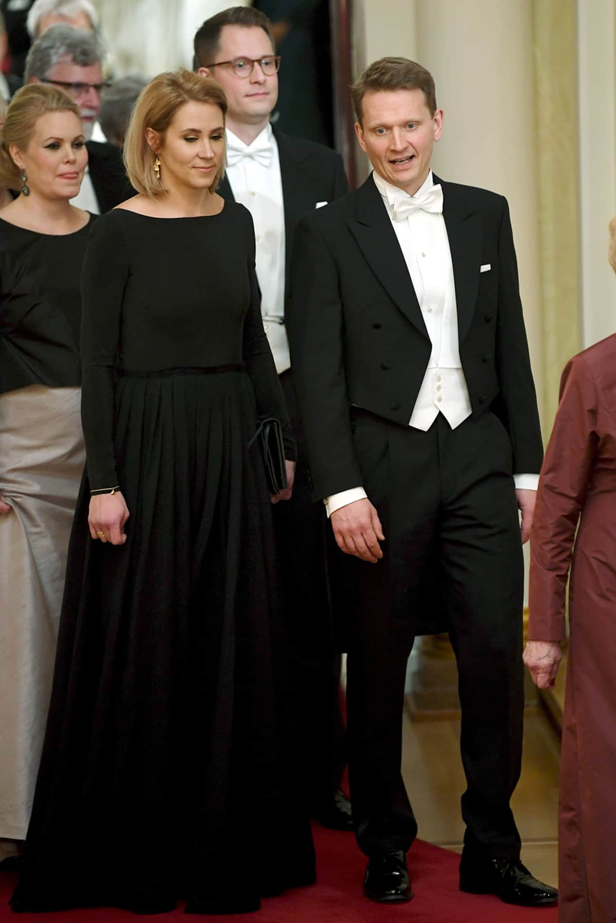 Nuutti ja Saara Niinistö perässään Matias Niinistö ja Liisa Kajaste.