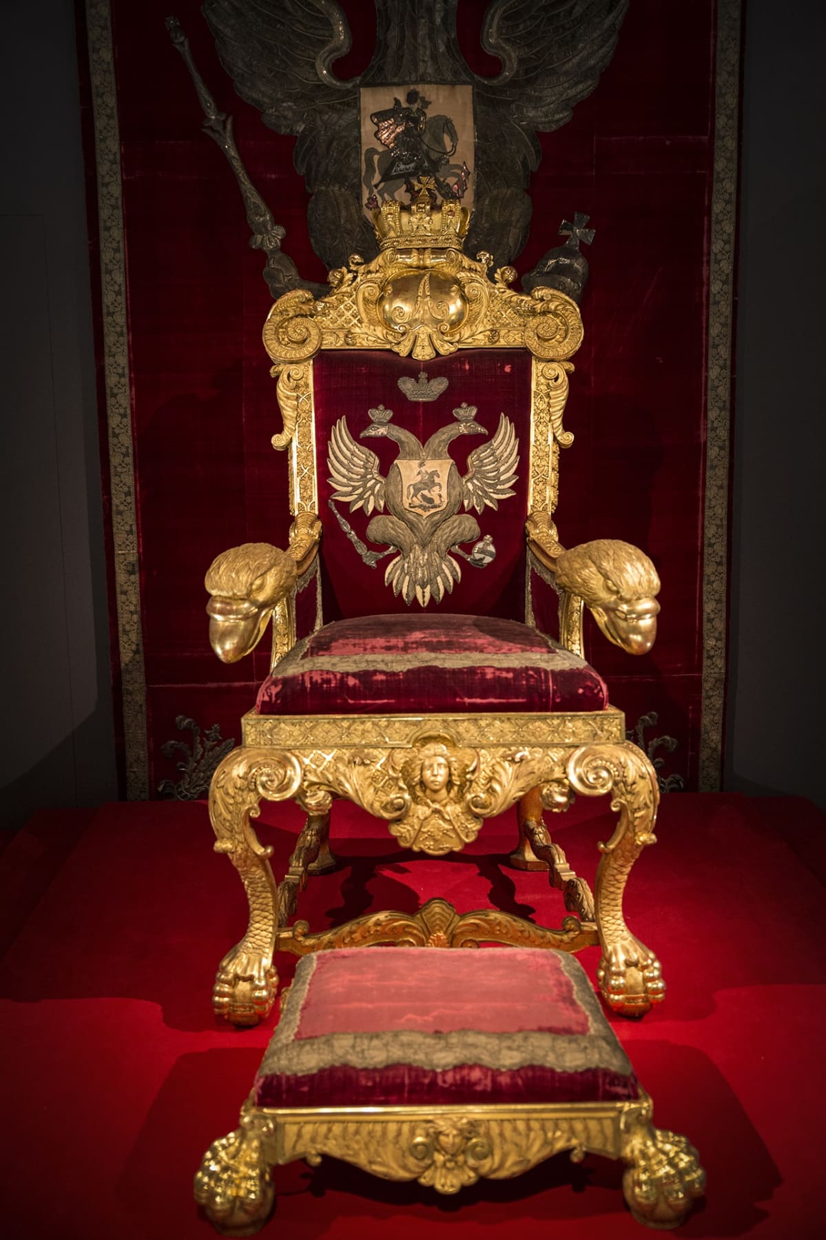Aleksanteri II, valtaistuin, Kansallismuseo