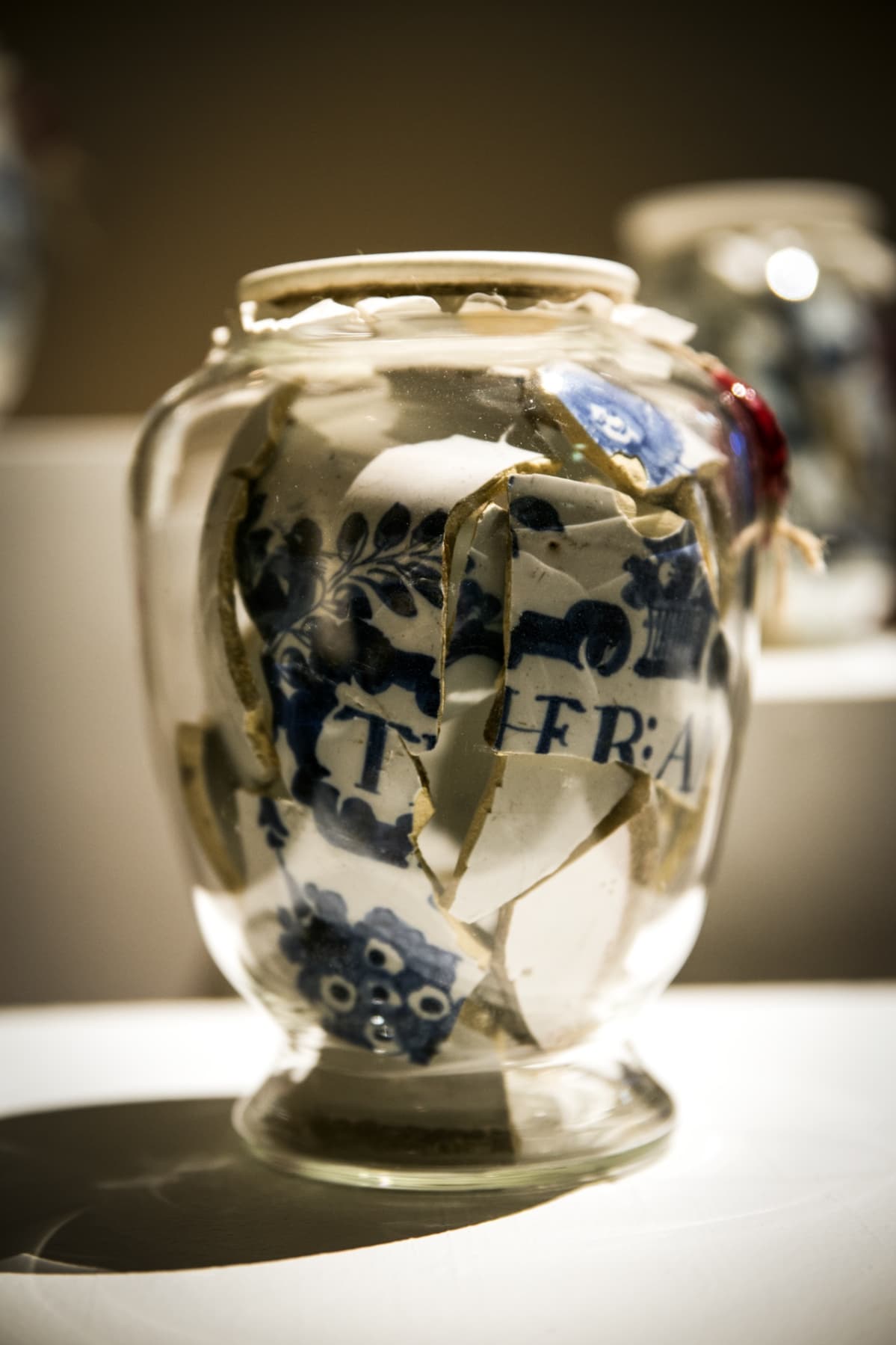 Bouke de Vries, Memory vessel drug jars, Kuntsi, glitch