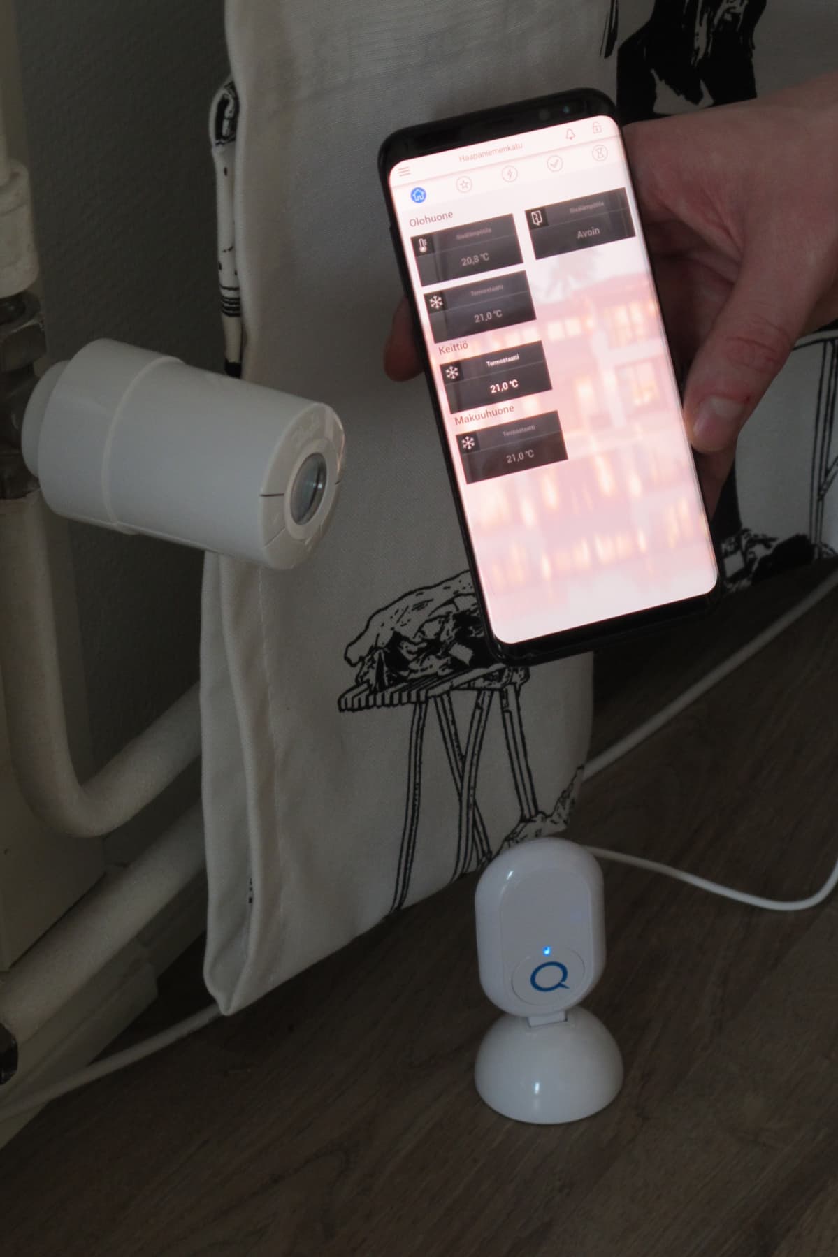Tältä näyttää älytermostaatin sovellus älypuhelimessa.