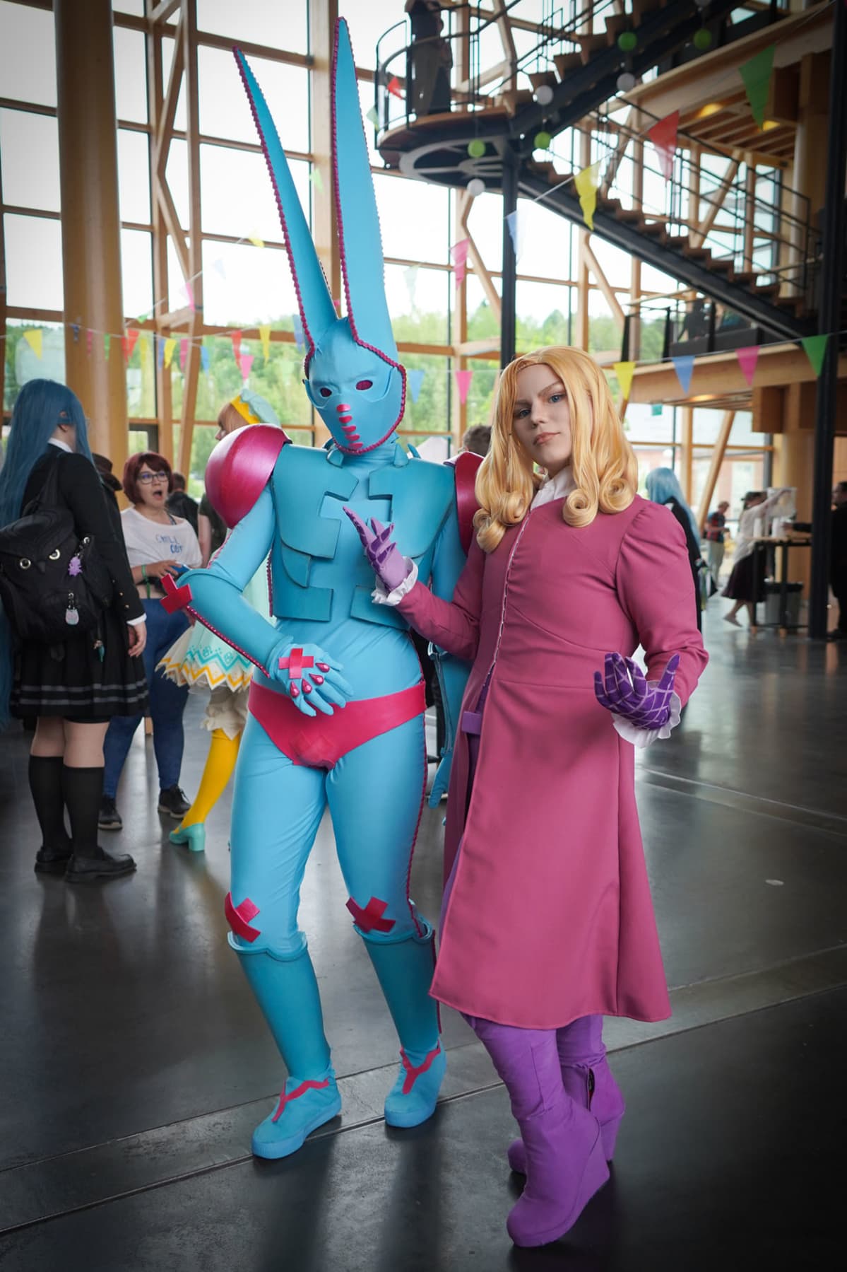 Yasmin Kerttunen, Dirty Deeds Done Dirt Cheap, D4C ja Essi Leskinen, Funny Valentine, Jojo's Bizarre Adventure, Desucon, cosplay
