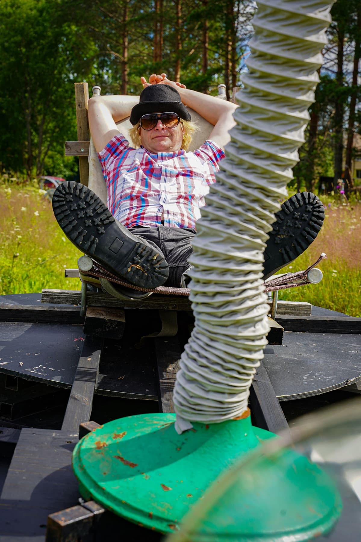 Haihatus, Risto Puurunen, Avantgardevekkula