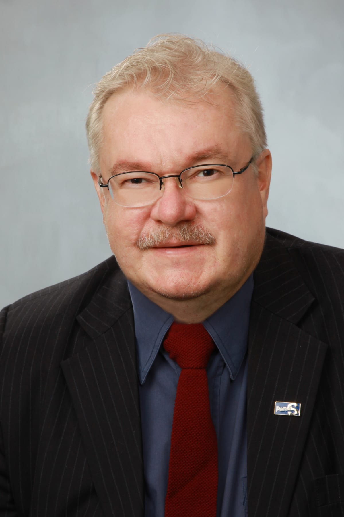 Kuvassa on Pekka Kataja.