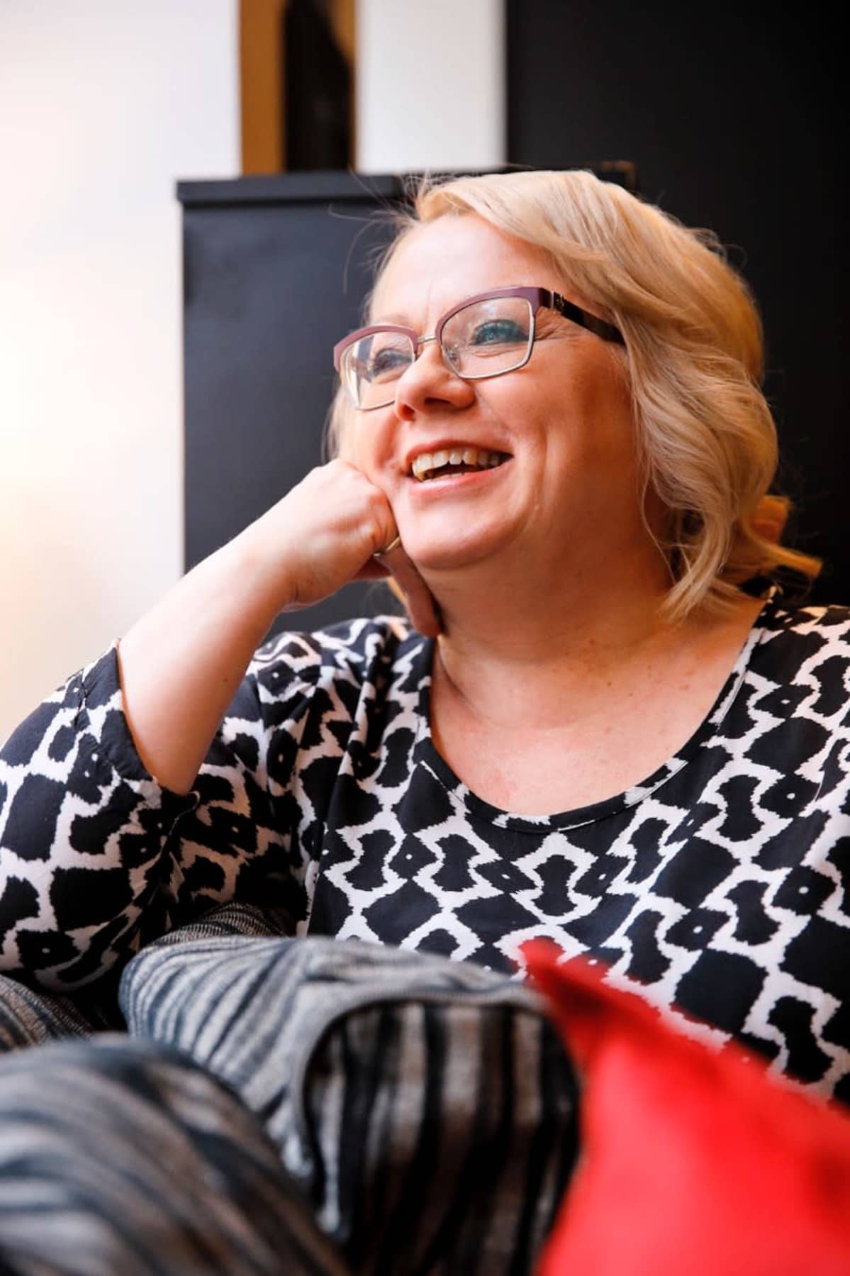 Suomen tiedetoimittajain liiton pääsihteeri Ulla Järvi.