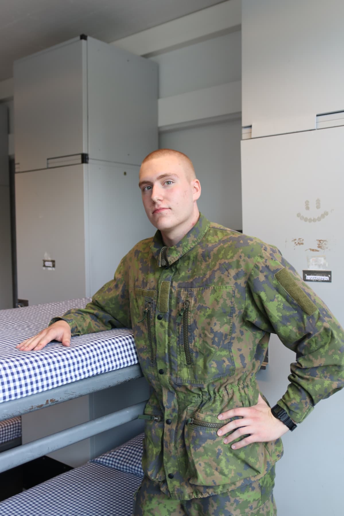 varusmies markku luostarinen tuvassa