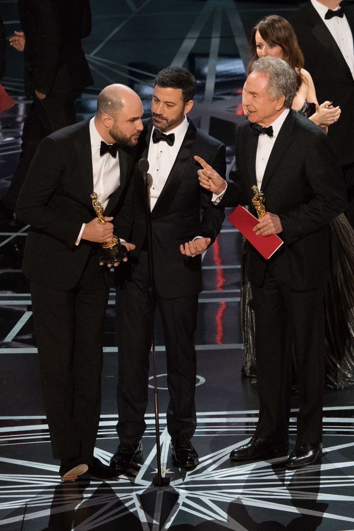 Jimmy Kimmel, Jordan Horowitzin (vas.) ja Warren Beatty