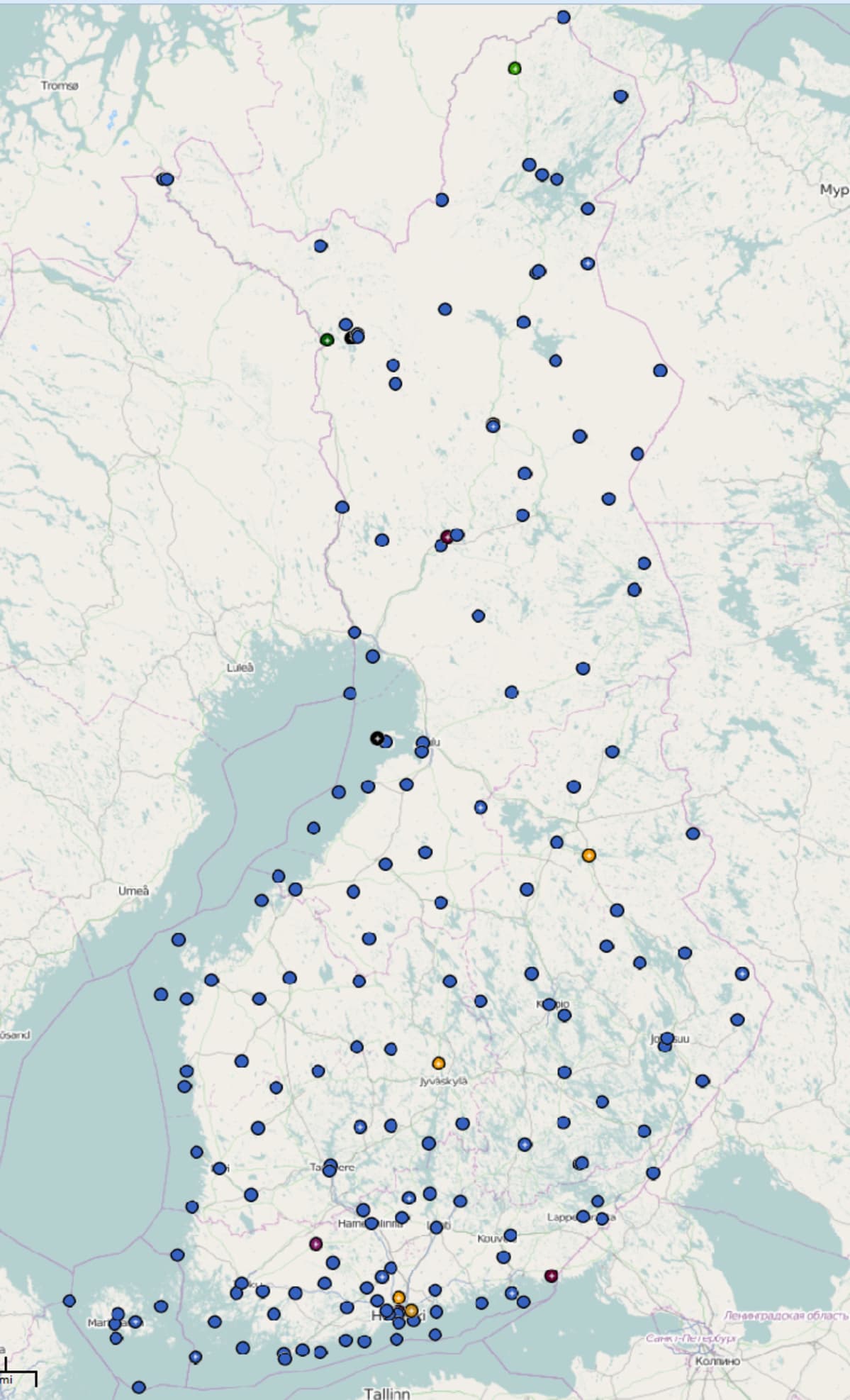 Säähavaintoasemat Suomen kartalla.