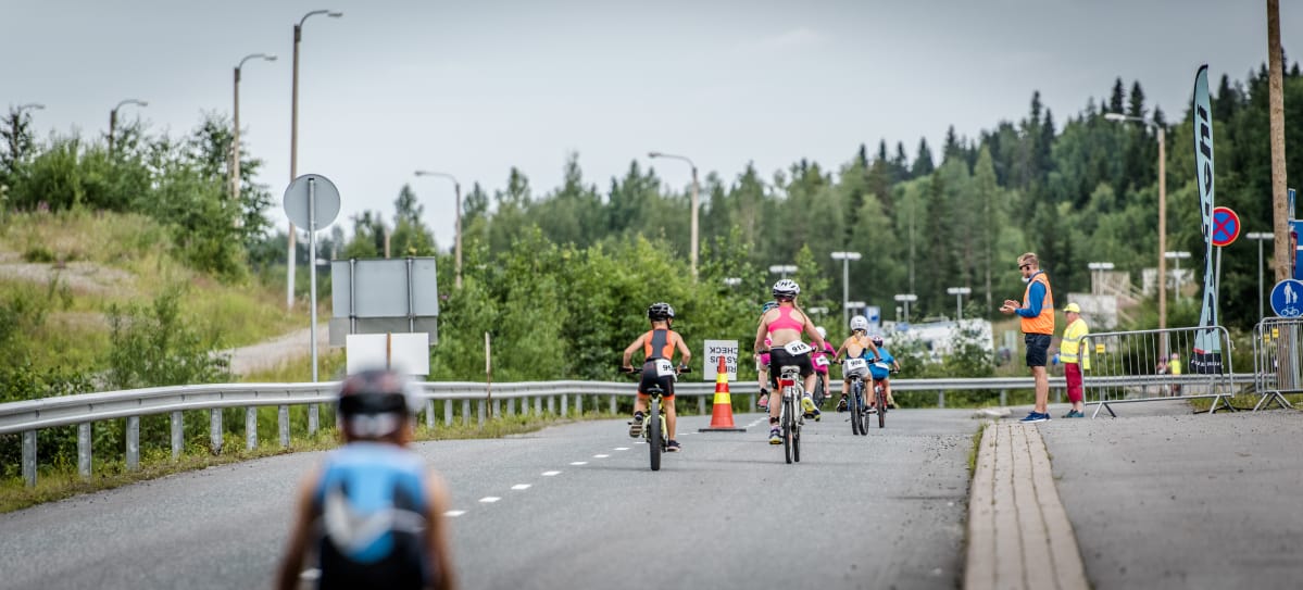 Finntriathlonin Tahkon osakilpailu lapsille