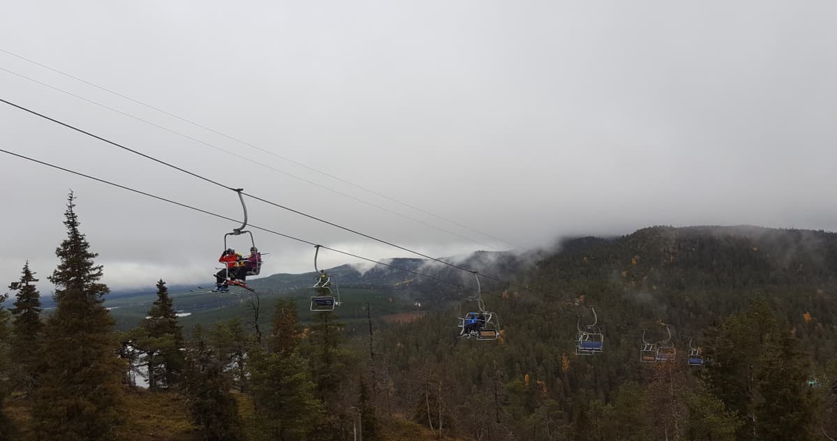 Ruka avasi rinteensä 6.10. 2017.