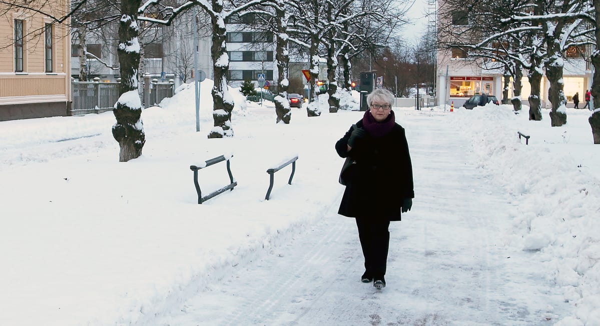 Marja Irjala kotimaisemissaan Oulussa