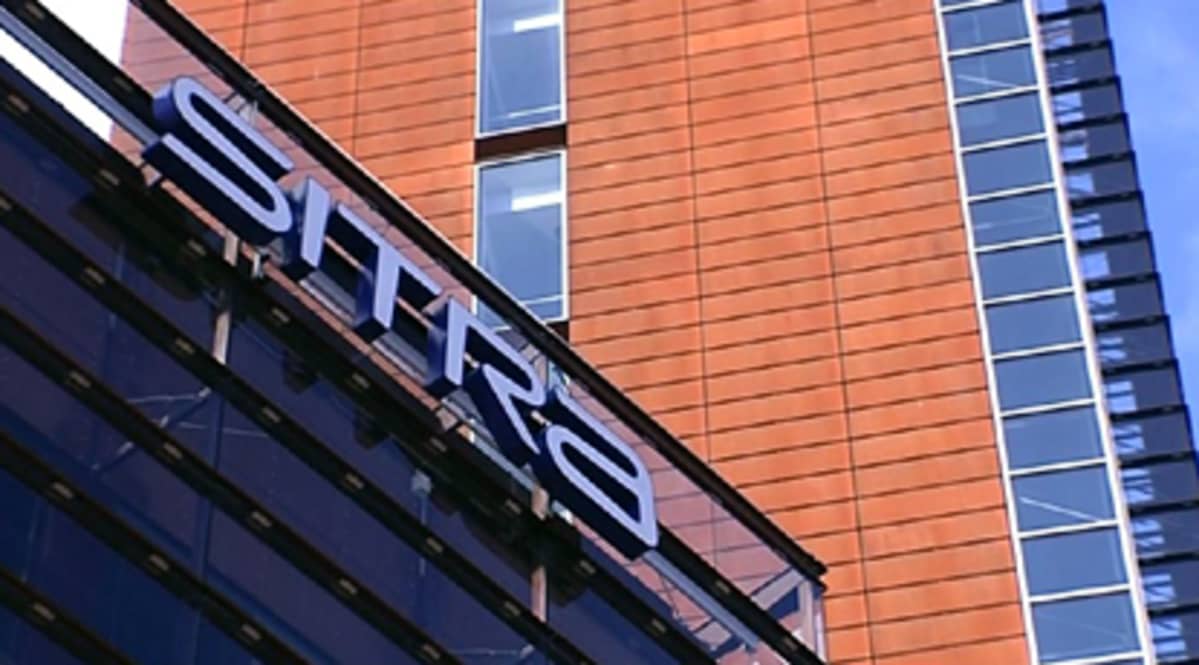 Eduskunnan alainen rahasto Sitra on perustanut takavuosikymmeninä rahastoja, joita on myöhemmin myyty yksityisille sijoittajille. Yhden rahaston hallintoyhtiön suurimmaksi omistajaksi nousi 2000-luvun alussa sijoittaja Juha Sipilä.
