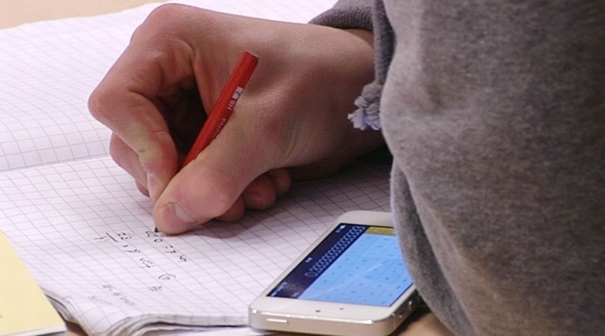 Prosenttilasku saa monen aivot solmuun – Opettajat: Kiire pois matikantunnilta