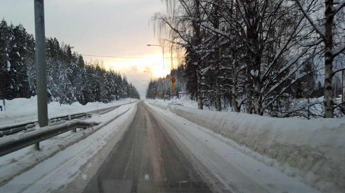Kännykkäkameran kuvaa Kainuusta.