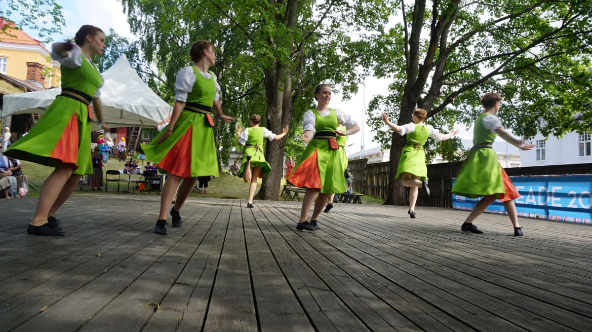 Kansantanssijoita Turun Europeadessa.