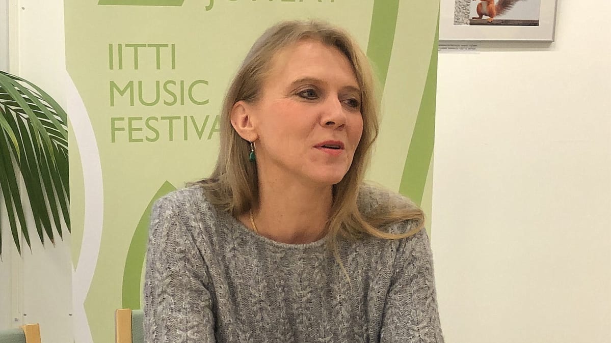 Taiteellinen johtaja, pianisti Laura Mikkola.