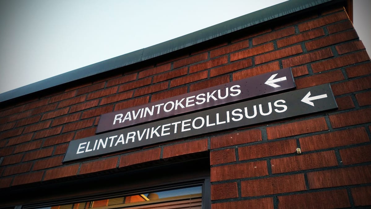 Seinäjoen kaupungin ravintokeskuksen kyltti.