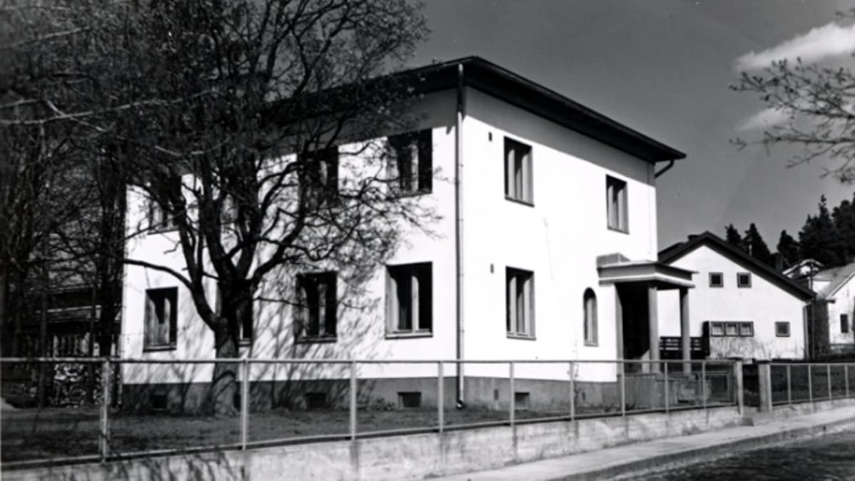 Ainonkatu 35, vanha pappilarakennus