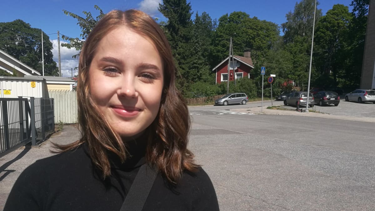 Laura Johansson on perehtynyt ikäihmisten digiosaamiseen