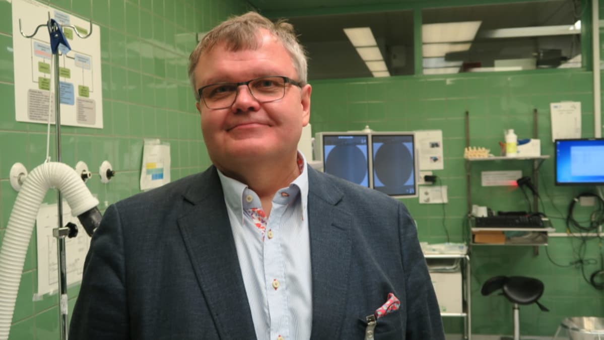 Seppo Ranta leikkaussalissa