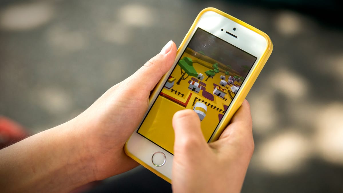 Mobiilipeli kännykässä