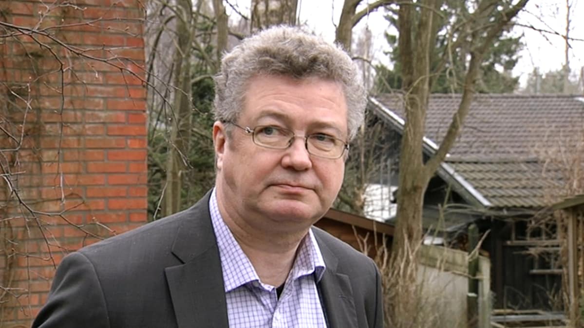 Turun yliopiston valtiosääntöoikeuden professori Veli-Pekka Viljanen.