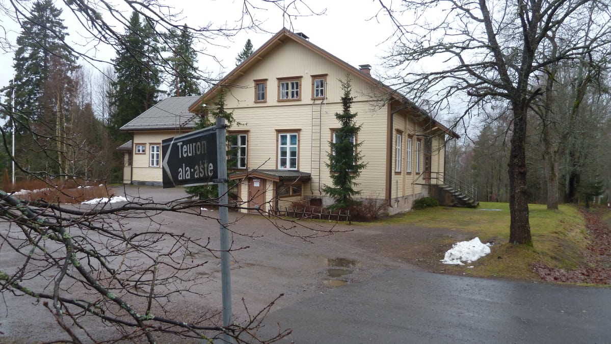 Teuron ala-aste