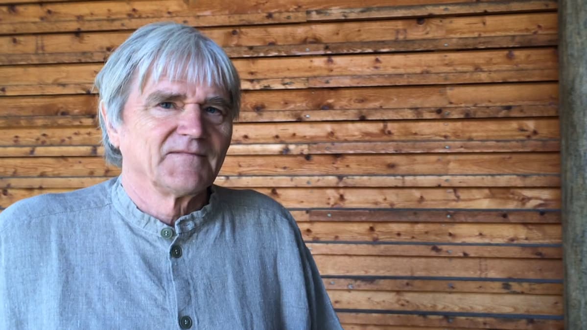 Markku Nieminen Juminkeko-talolla.