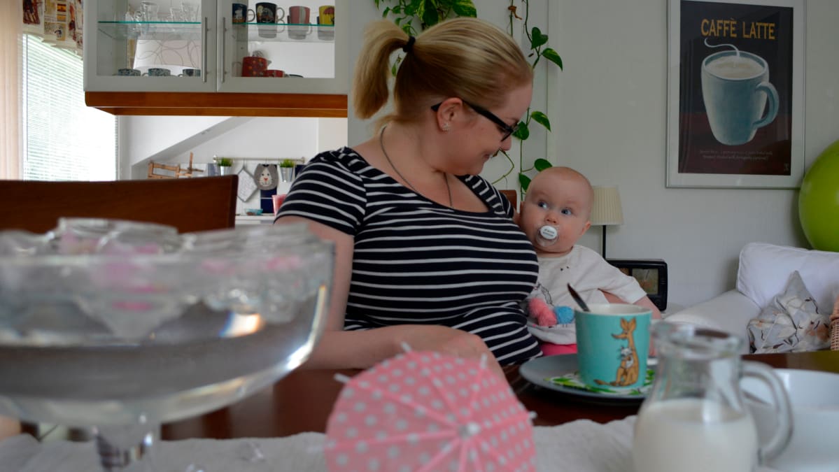 Anna-Johanna Makkonen ja Ada