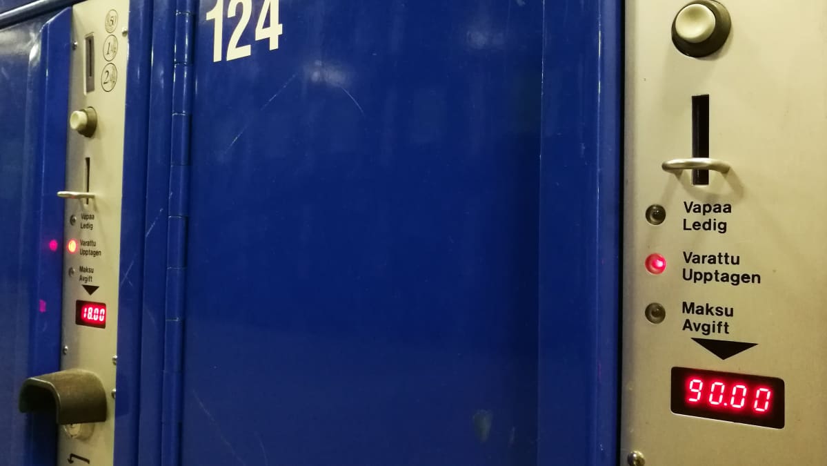 Tallelokeron sisällön Tampereen rautatieasemalla saa lunastaa, jos maksaa 90 euroa.