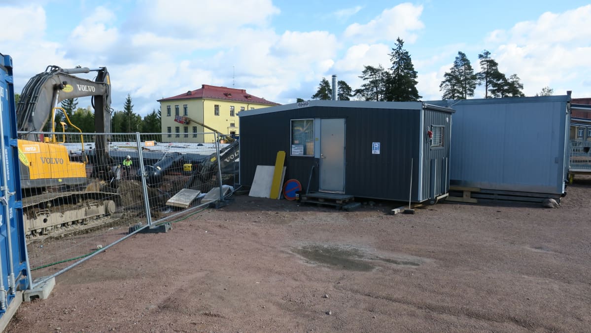 Korkeakosken koulun rakennustyömaa.