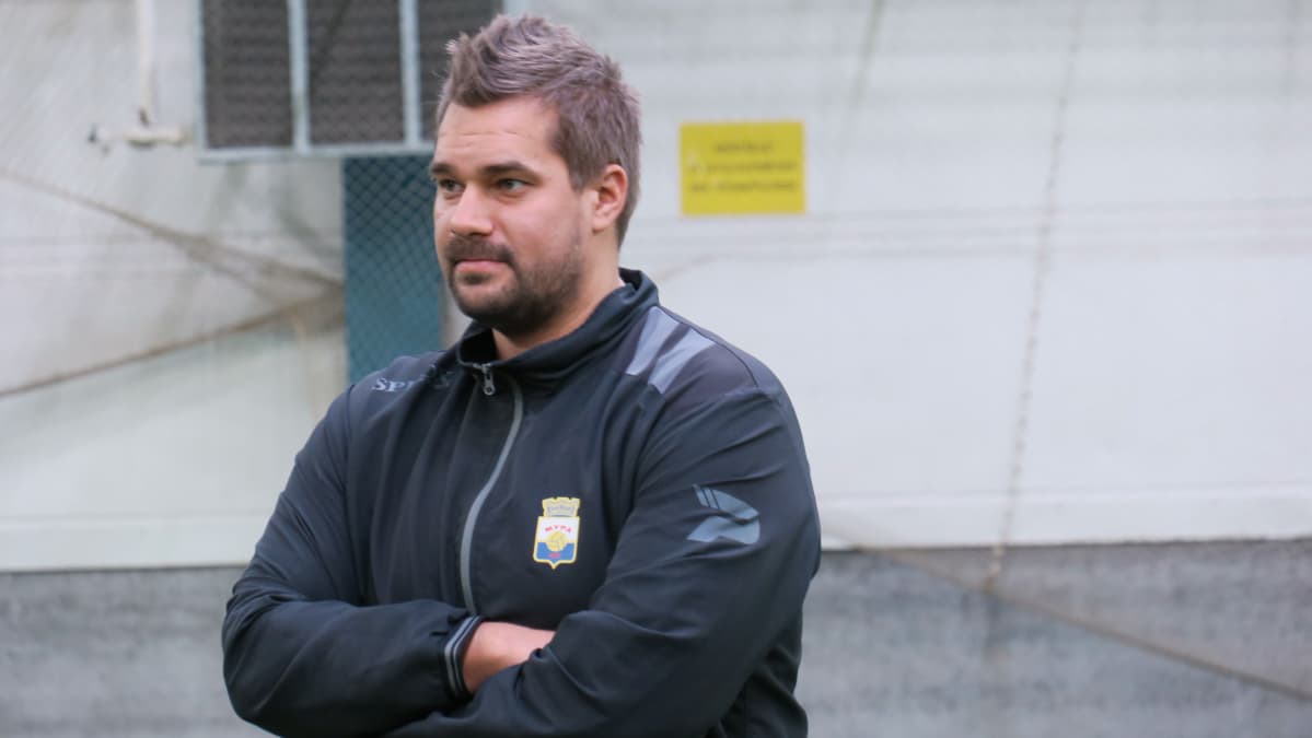 Päävalmentaja Jukka Karjalainen
