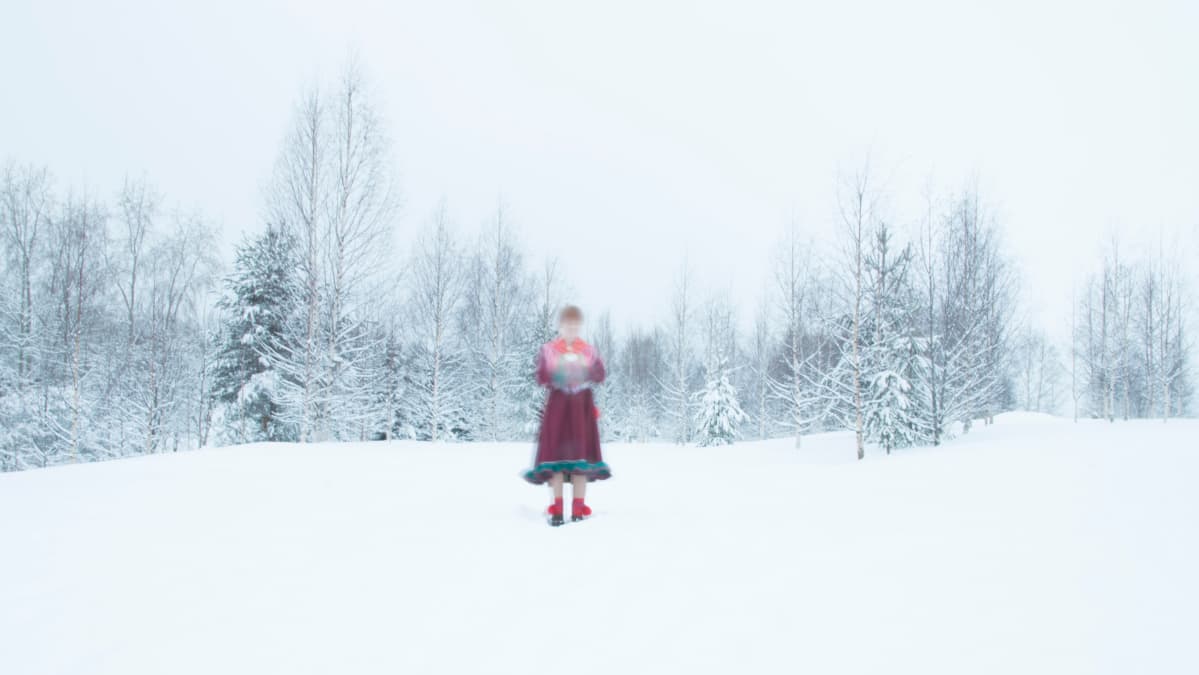 Sateenkaarisaamelainen Anne Olli kuuluu kahteen vähemmistöön.