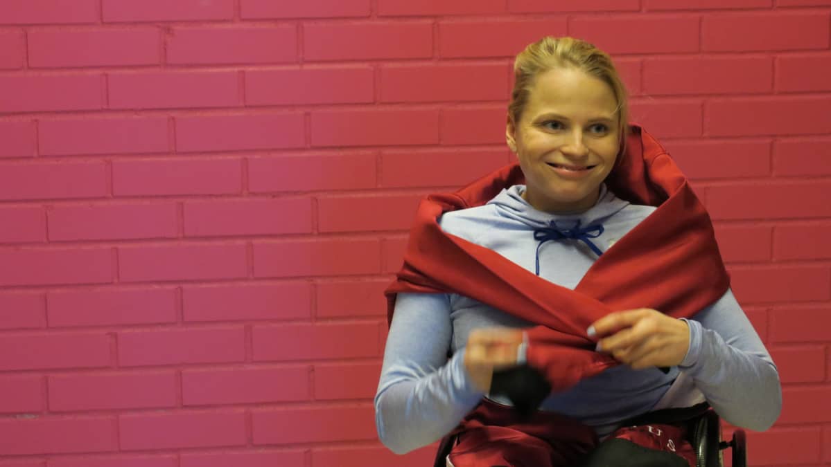 Ratakelaaja Amanda Kotaja