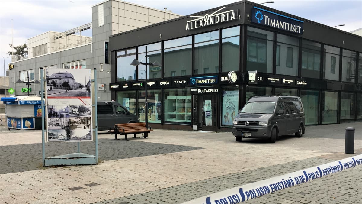 Kultasepänliikkeeseen murtauduttiin Lappeenrannan keskustassa 11.9.2019.