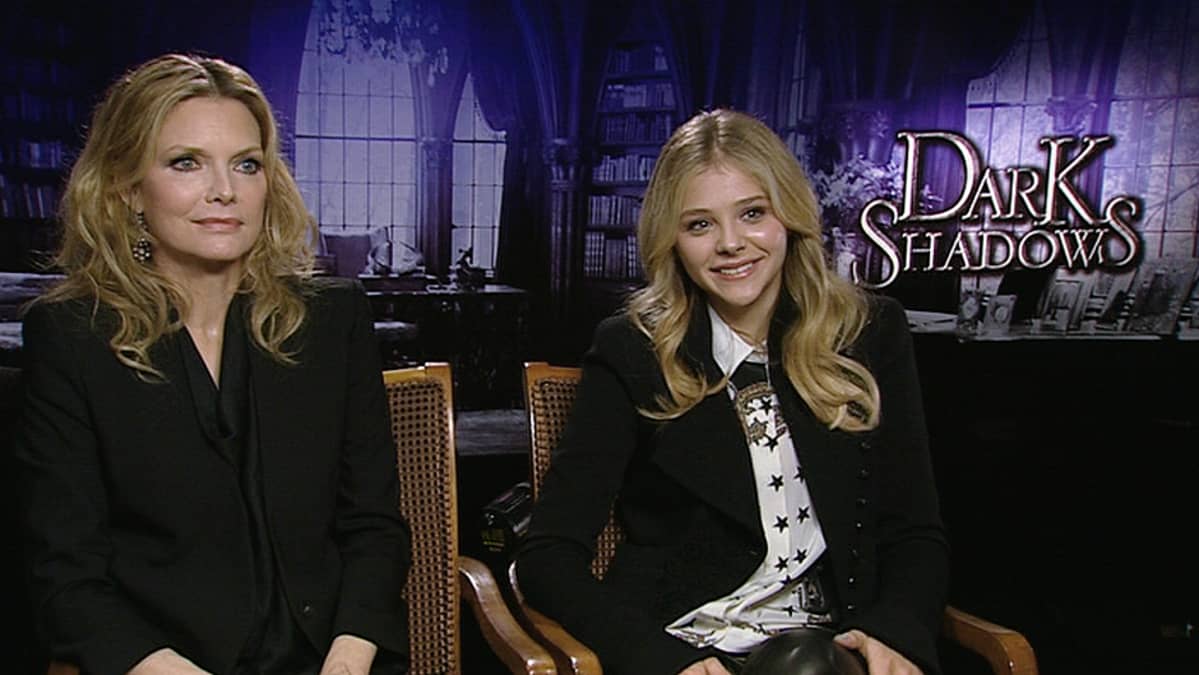 Michelle Pfeiffer ja Chloë Grace Moretz.