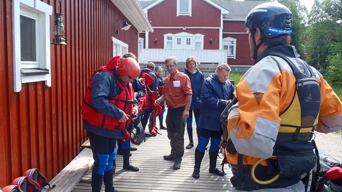 Koskenlaskuharjoitus Kukkolankoskella