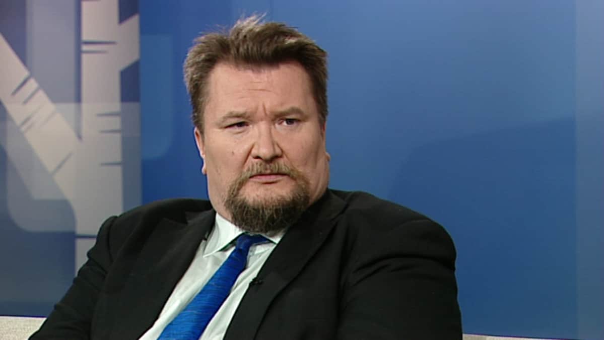 Helsingin yliopiston dosentti Arto Luukkanen.
