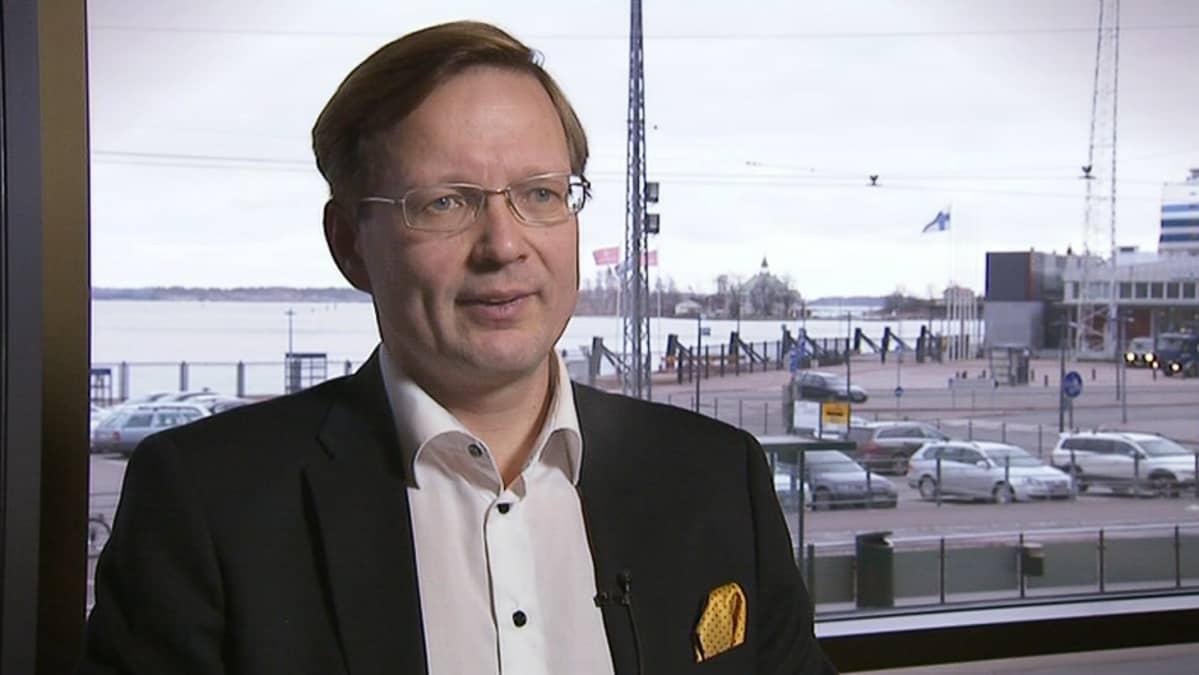 EK:n johtava asiantuntija Vesa Rantahalvari.