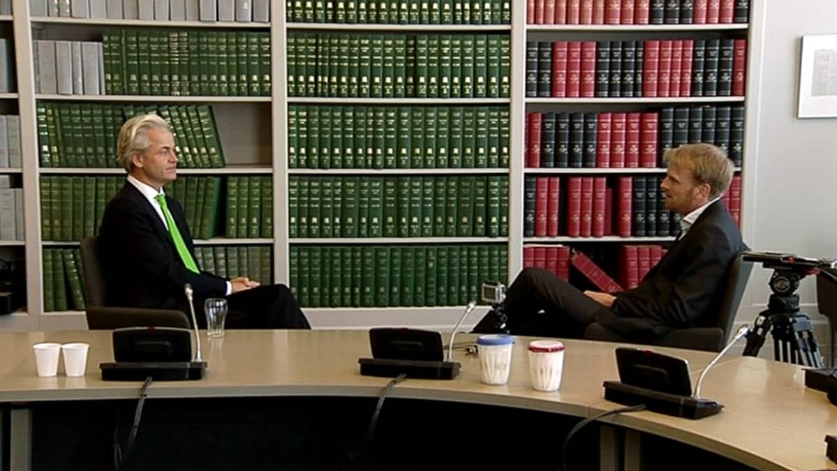 Hollannin vapauspuolueen johtaja Geert Wilders Yle Uutisten haastattelussa maaliskuussa.