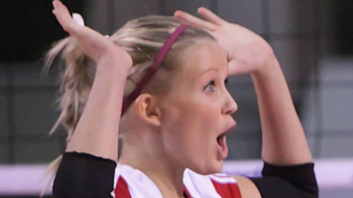 Tanja Körkkö tuulettaa