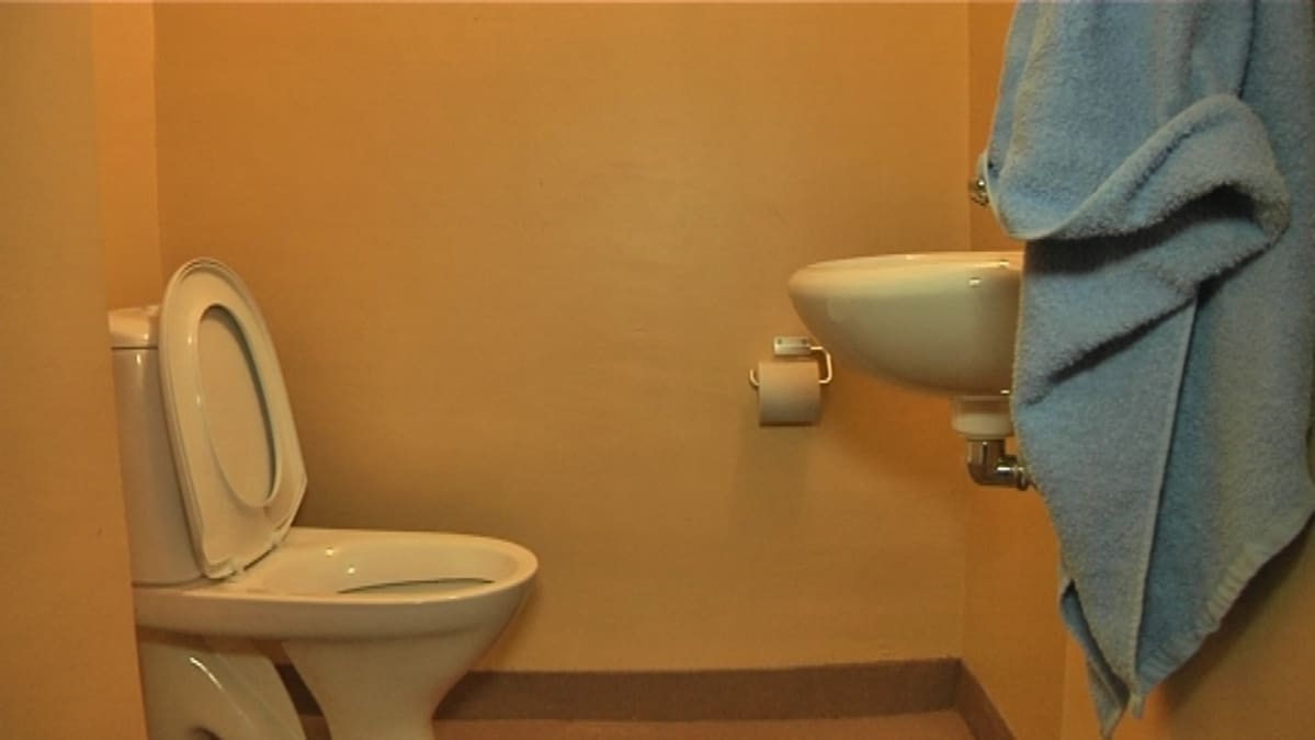 Nykyään selleistä löytyvät wc-tilat.